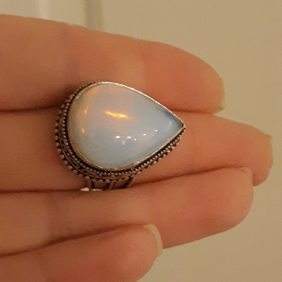 New Amazing Milky Opalite 925 Silver Ring. - Picture 7 of 8